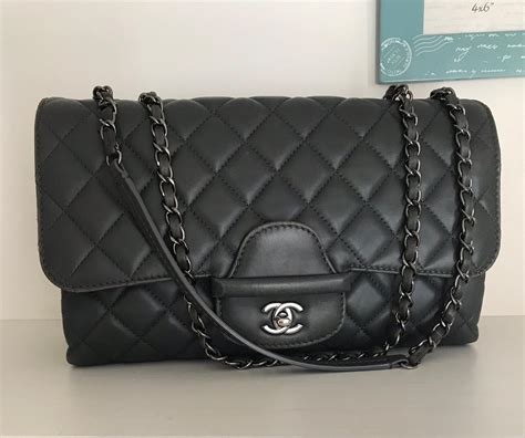 borsa chanel made in italy originale|borse di Chanel prezzi.